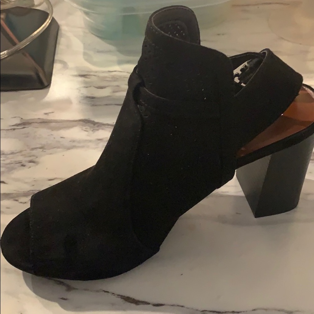 MIA Black Heels (francesca’s)